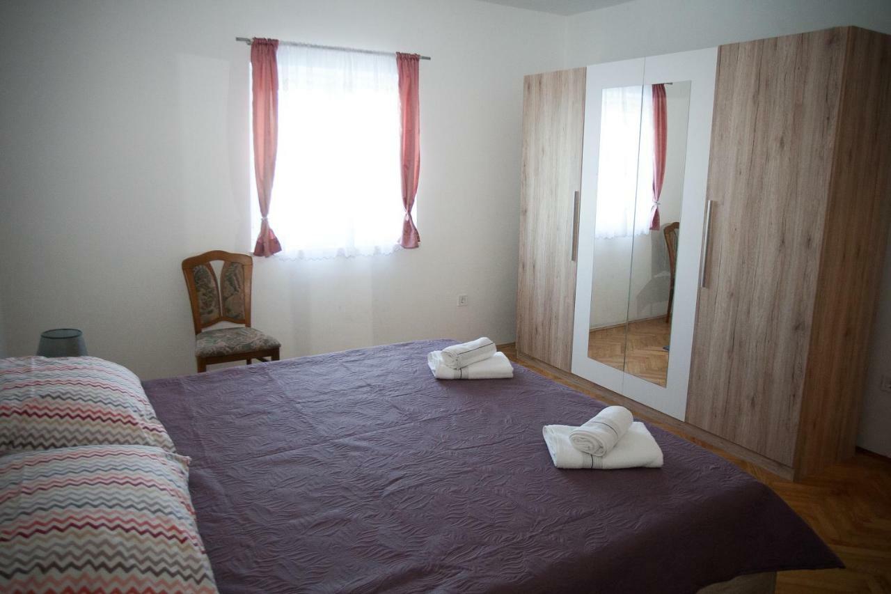 Apartman Ana Radovin Екстериор снимка